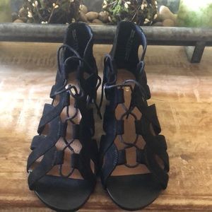 ****Never Worn**** Clark’s